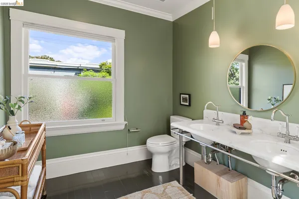 $2,995,000 | 2520 Russell Street, Berkeley, CA 94705
