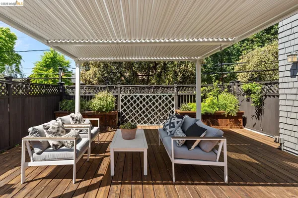 $2,995,000 | 2520 Russell Street, Berkeley, CA 94705