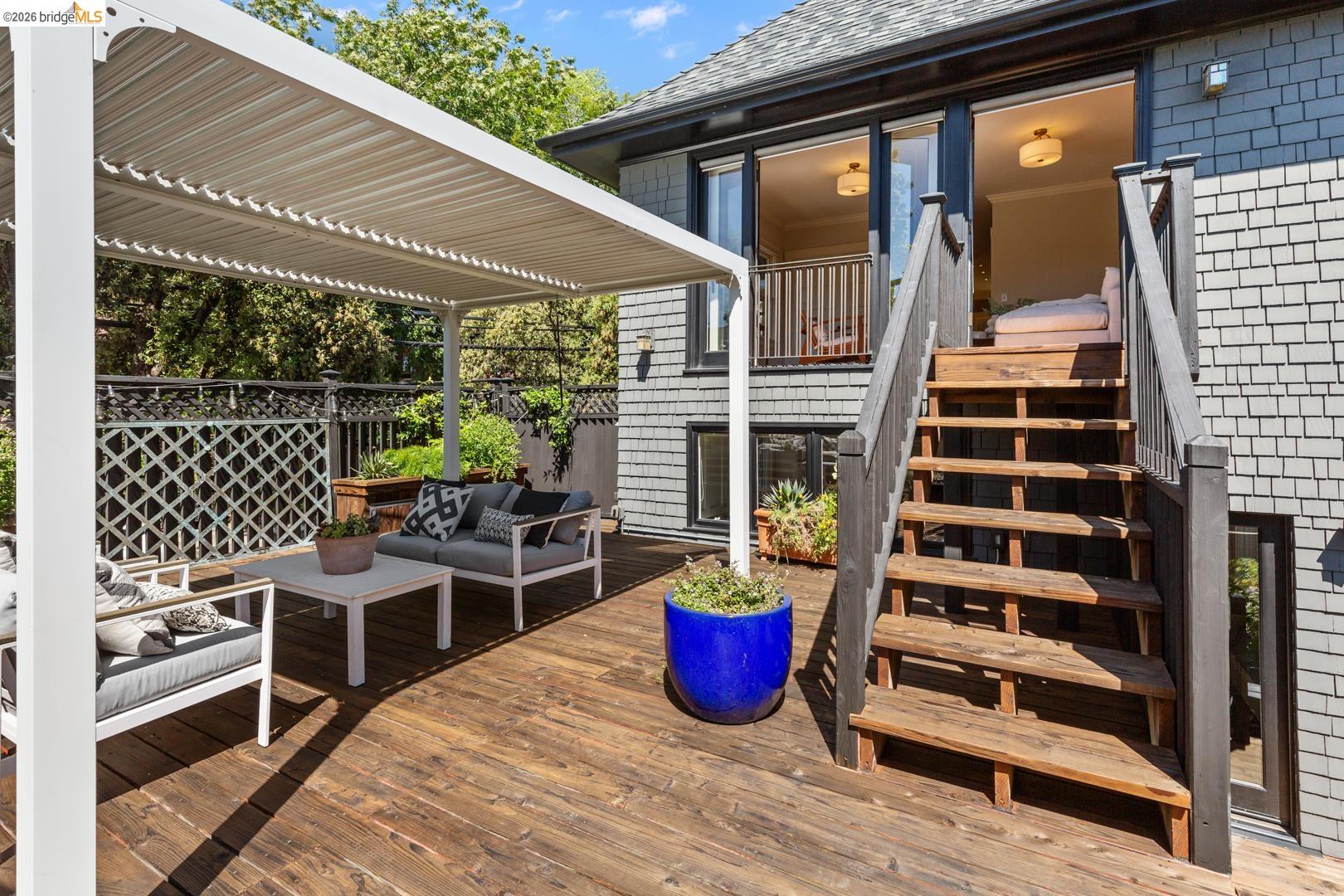 2520 Russell Street Berkeley, CA 94705 - Photo 31 of 43