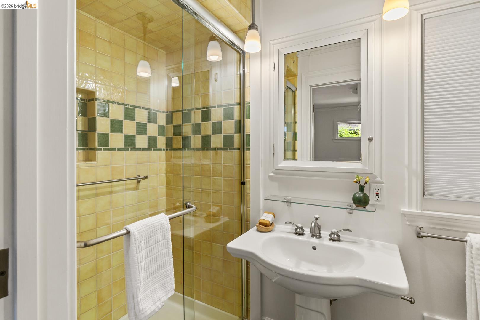 2520 Russell Street Berkeley, CA 94705 - Photo 41 of 43