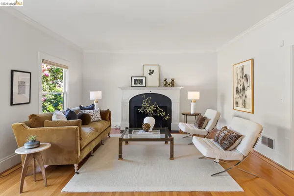 $2,995,000 | 2520 Russell Street, Berkeley, CA 94705