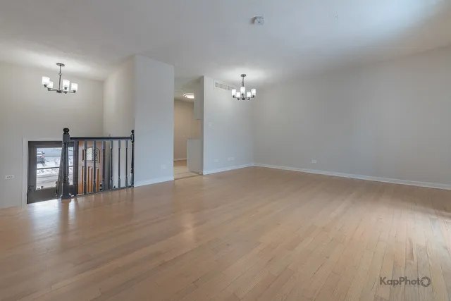 $2,700 | 8170 Northway Drive, Hanover Park, IL 60133