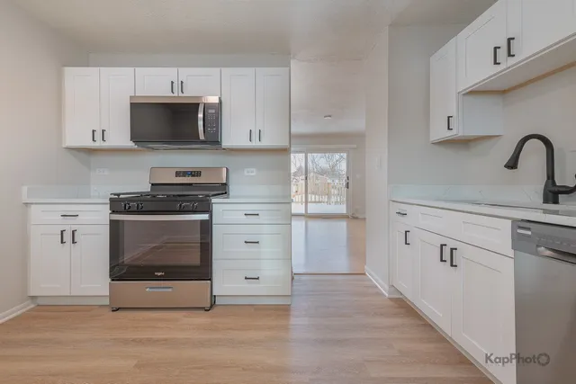 $2,700 | 8170 Northway Drive, Hanover Park, IL 60133