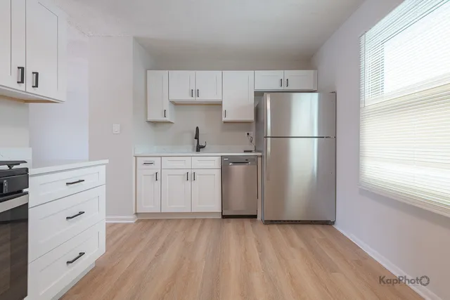 $2,700 | 8170 Northway Drive, Hanover Park, IL 60133