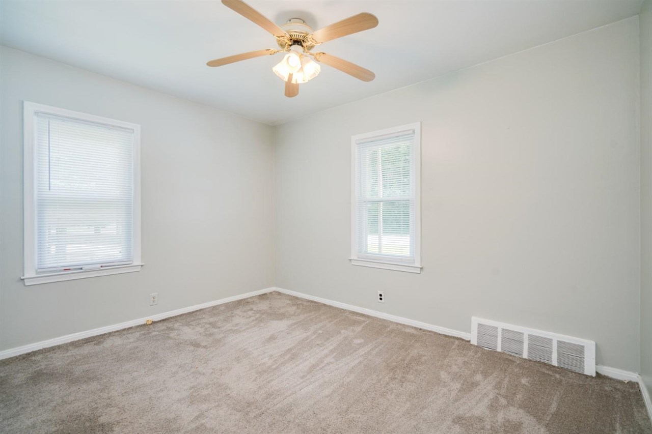50601 Sass Road Chesterfield, MI 48047 - Photo 10 of 28