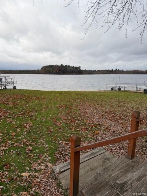 2903 Chippewa Trail Lupton, MI 48635 - Photo 2 of 32