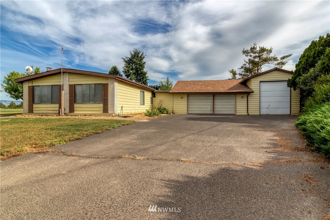 215 Last Chance Road Walla Walla, WA 99362 - Photo 1 of 35
