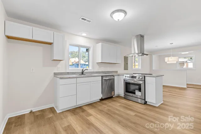 $335,000 | 104 Crest Street, Belmont, NC 28012