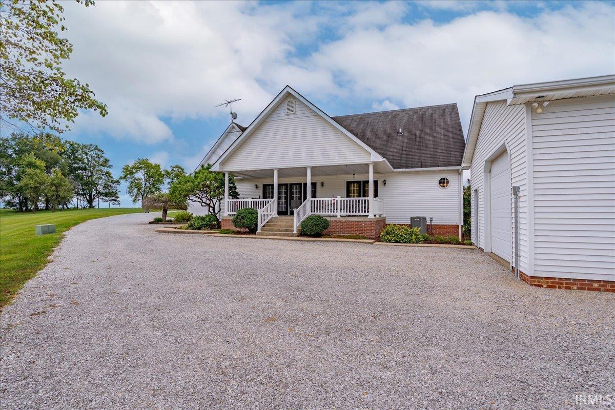 8088 Dale Road Dale, IN 47523 - Photo 33 of 48 Gallery Image 33