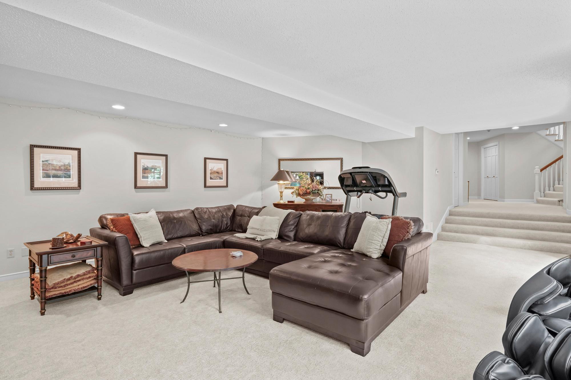 9340 West Bush Lake Road Bloomington, MN 55438 - Photo 61 of 71 Gallery Image 61