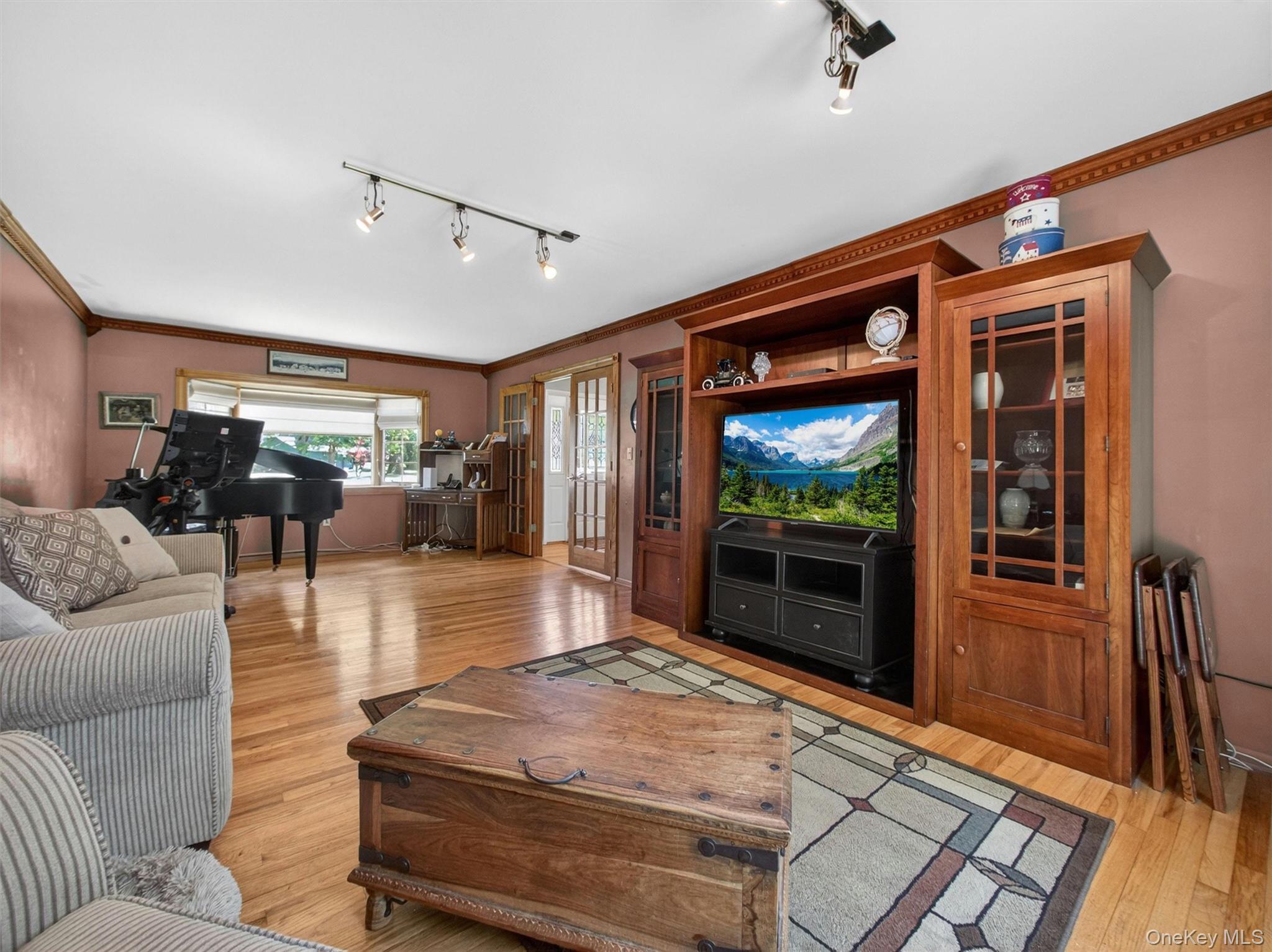 121 Sunset Road Blauvelt, NY 10913 - Photo 12 of 32 Note Baby Grand fits comfortably inside of!