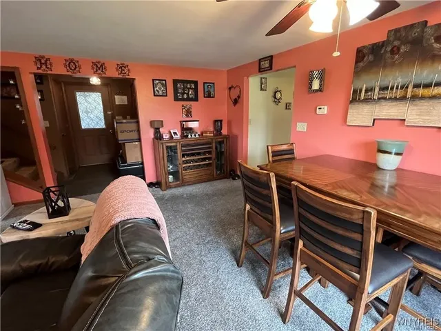 $2,800 | 3279 Clinton Street, Unit 2, West Seneca, NY 14224