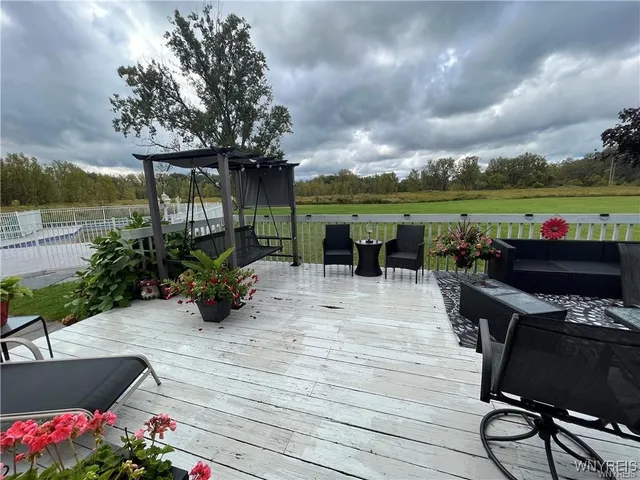 $2,800 | 3279 Clinton Street, Unit 2, West Seneca, NY 14224