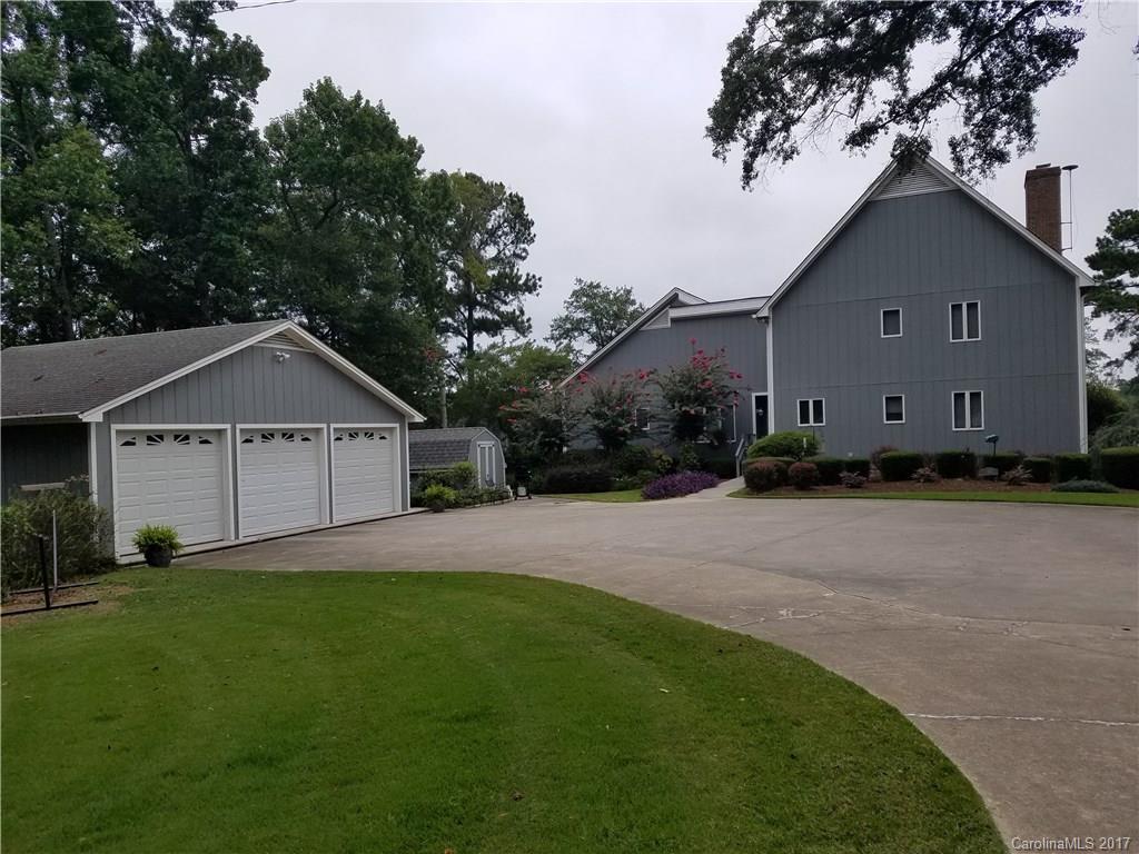 452 Doc Harbor Point York, SC 29745 - Photo 2 of 22 Gallery Image 2