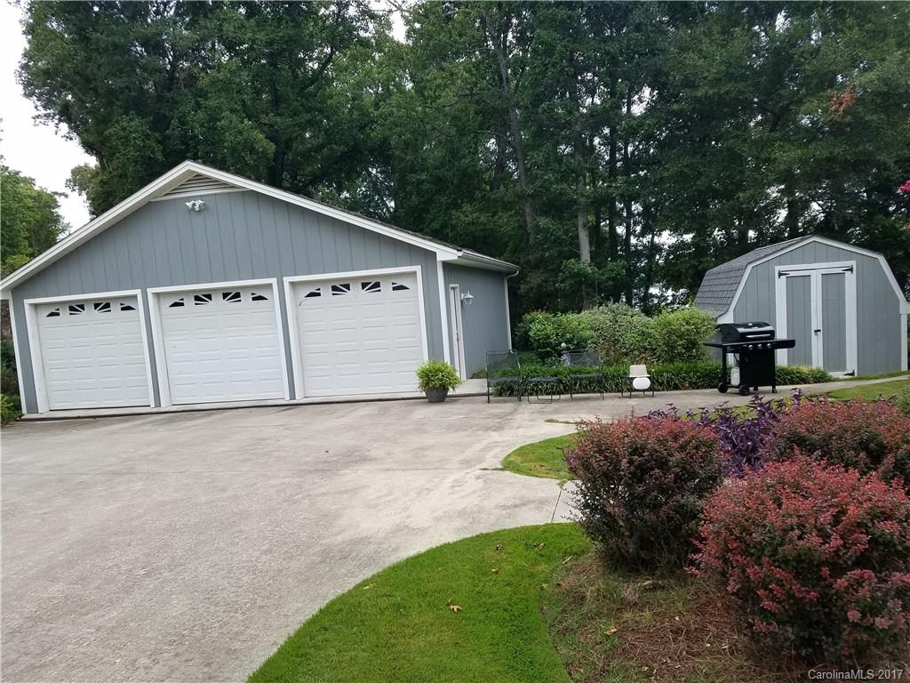 452 Doc Harbor Point York, SC 29745 - Photo 4 of 22 Gallery Image 4