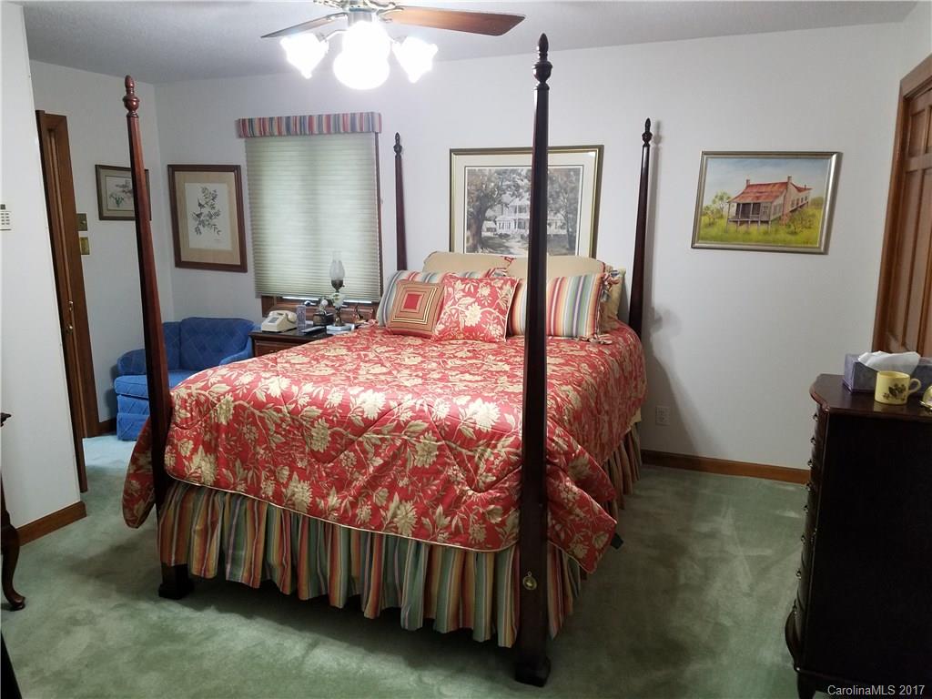 452 Doc Harbor Point York, SC 29745 - Photo 10 of 22 Gallery Image 10