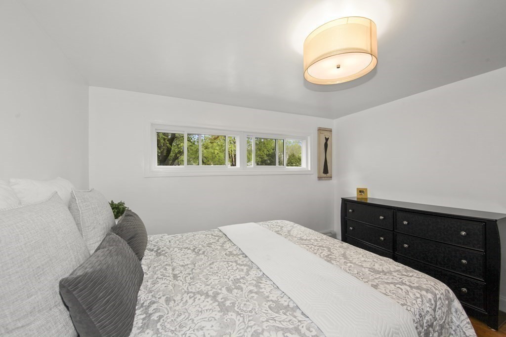 42 Ellendale Road Attleboro, MA 02703 - Photo 15 of 30 Gallery Image 15