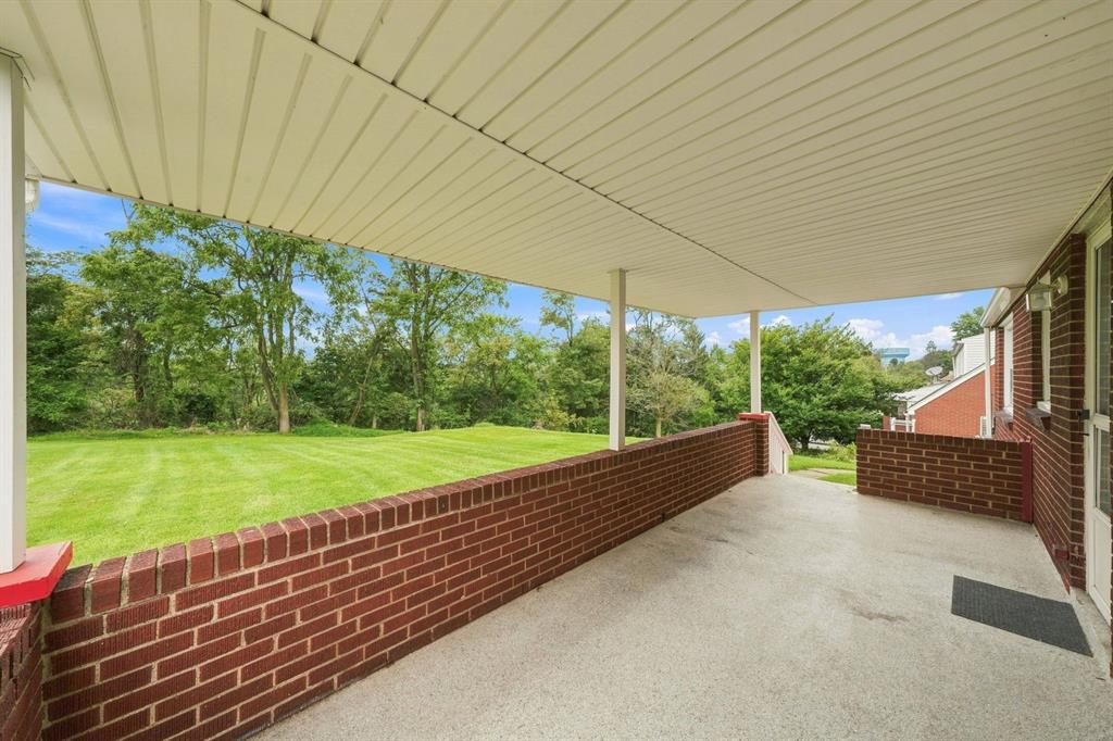 494 Lougeay Road Pittsburgh, PA 15235 - Photo 31 of 36 Gallery Image 31