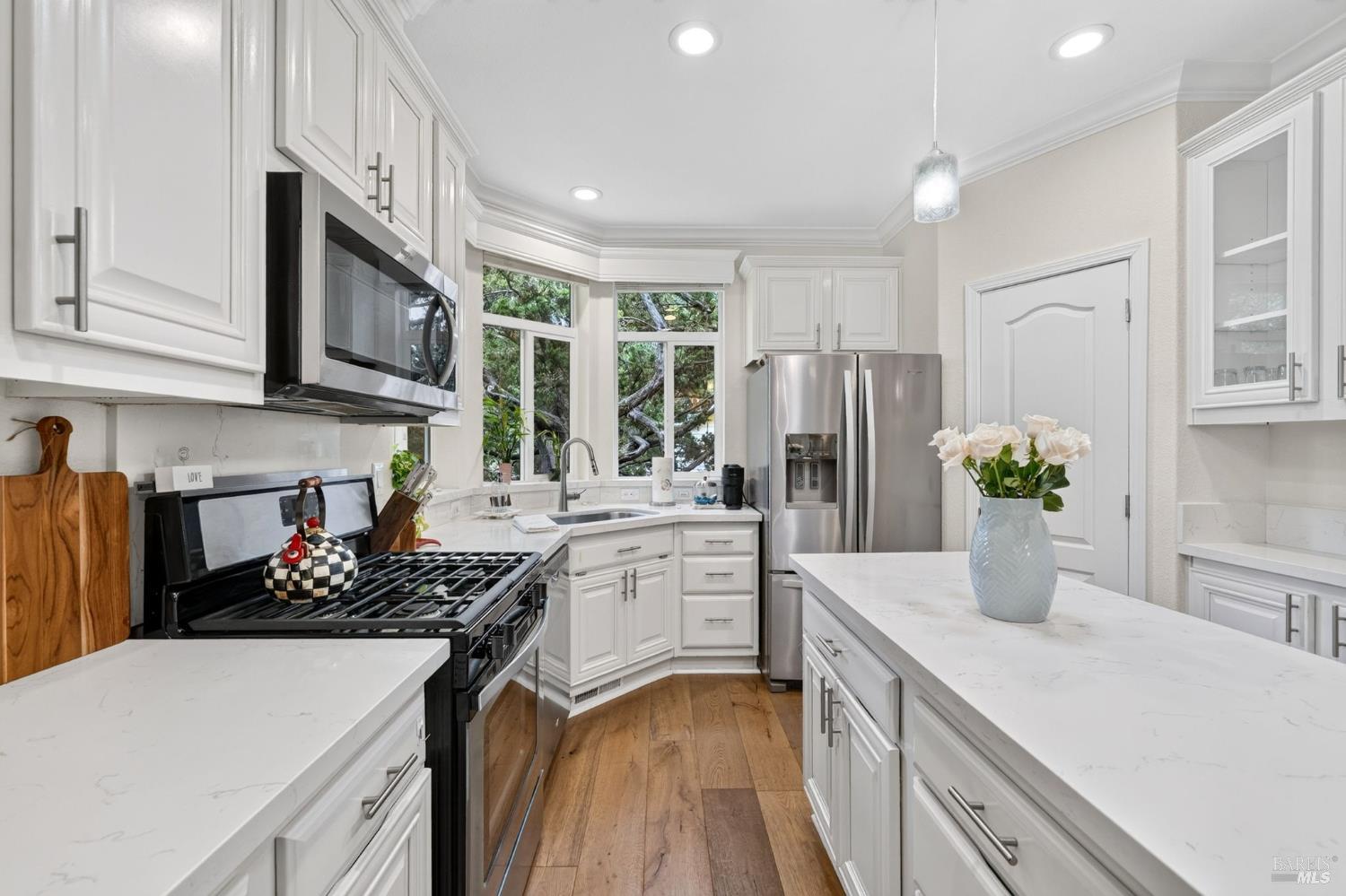 32 Springhill Court Santa Rosa, CA 95409 - Photo 10 of 46