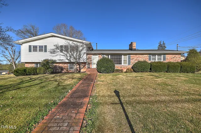 $349,900 | 161 Echo Lane, Bluff City, TN 37618