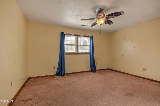 $349,900 | 161 Echo Lane, Bluff City, TN 37618