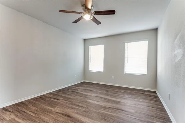 $2,595 | 1145 Maplewood Lane, Crowley, TX 76036