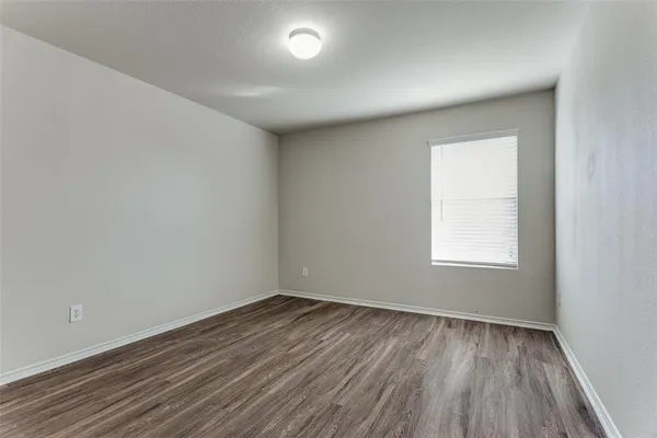 $2,595 | 1145 Maplewood Lane, Crowley, TX 76036