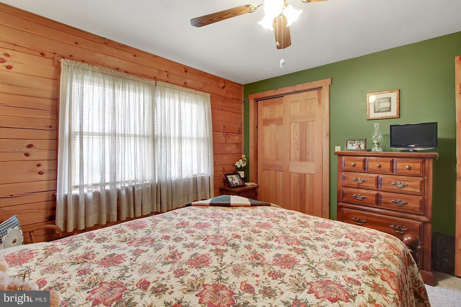 10349 Gipe Road Felton, PA 17322 - Photo 17 of 31 Gallery Image 17