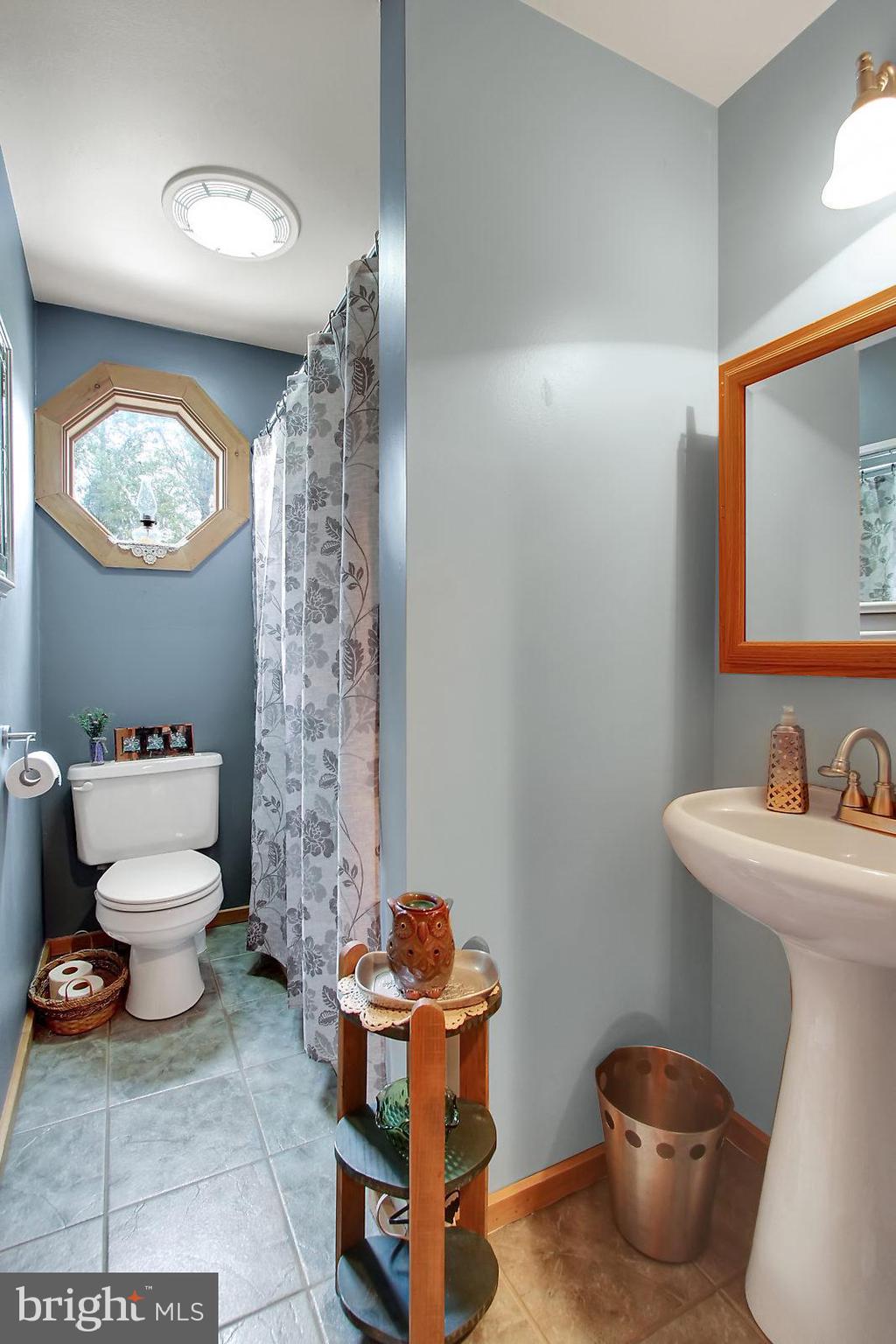 10349 Gipe Road Felton, PA 17322 - Photo 18 of 31 Gallery Image 18