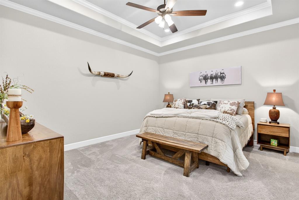 4004 Legend Trail Granbury, TX 76049 - Photo 15 of 33