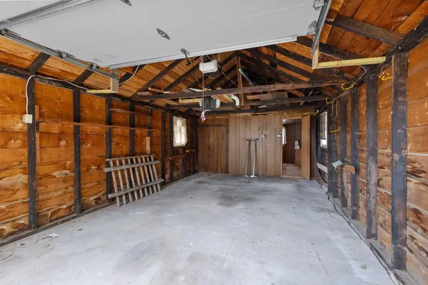 $555,000 | N2646 Rustic Circle, Clintonville, WI 54929