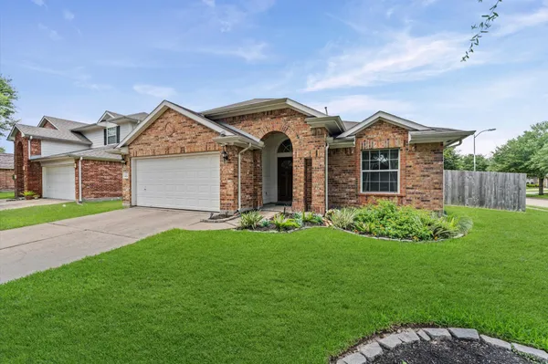 $359,999 | 14843 Wooded Glen Court, Cypress, TX 77429