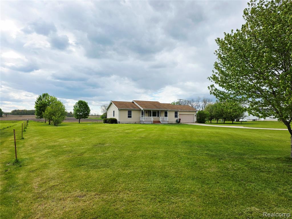 10423 North Fowlerville Road Fowlerville, MI 48836 - Photo 2 of 22