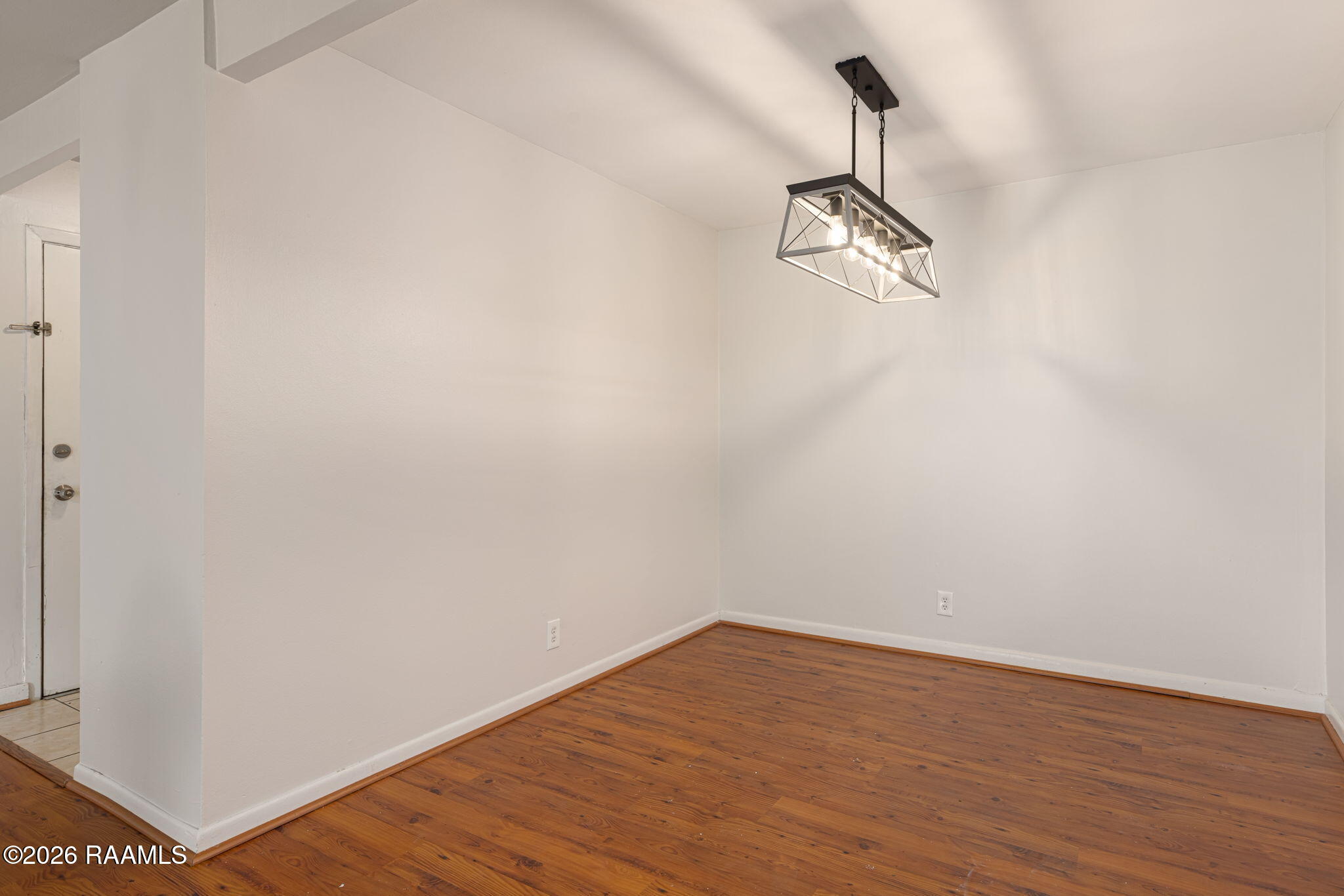 220 Doucet Road, Unit 215B Lafayette, LA 70503 - Photo 11 of 21 11-web-or-mls-220 Doucet Rd 215B-11
