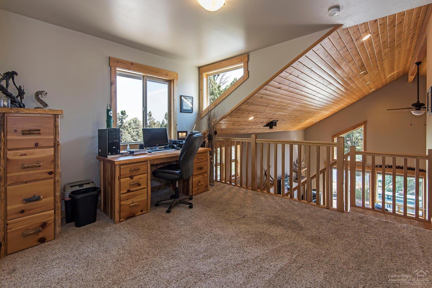 62205 Chickadee Lane Bend, OR 97701 - Photo 8 of 25 Additional Photo