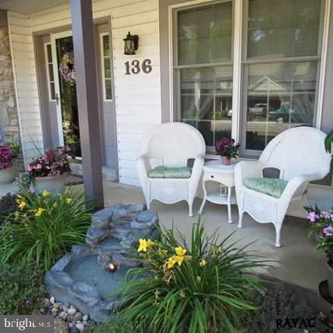 136 Meadow Road York, PA 17406 - Photo 2 of 36 Gallery Image 2