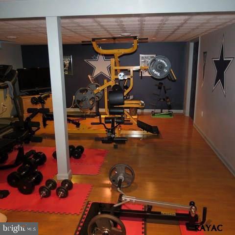 136 Meadow Road York, PA 17406 - Photo 25 of 36 Gallery Image 25