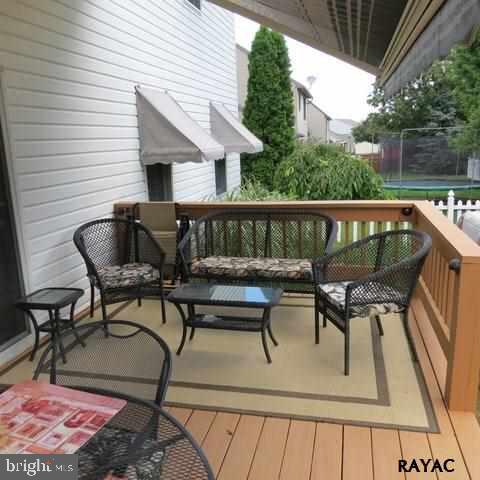 136 Meadow Road York, PA 17406 - Photo 28 of 36 Gallery Image 28