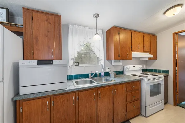 $199,000 | 161 Hall Road, Melrose, FL 32666