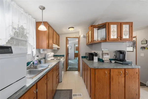 $199,000 | 161 Hall Road, Melrose, FL 32666