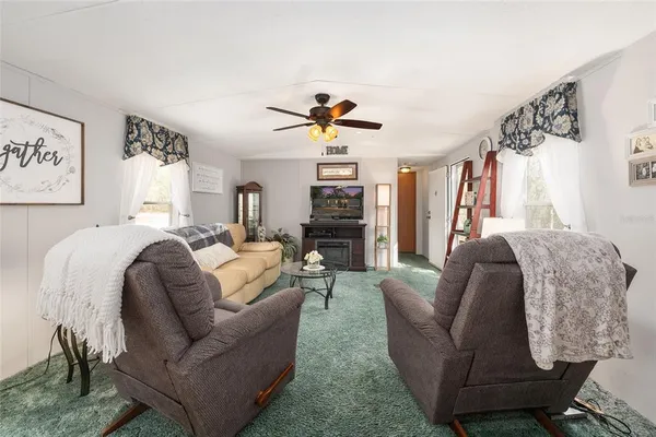 $199,000 | 161 Hall Road, Melrose, FL 32666