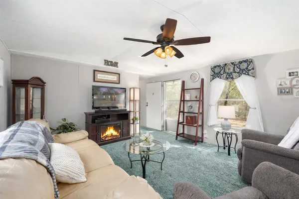 $199,000 | 161 Hall Road, Melrose, FL 32666