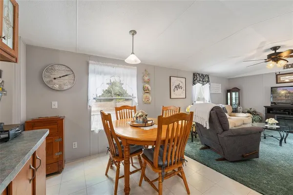 $199,000 | 161 Hall Road, Melrose, FL 32666