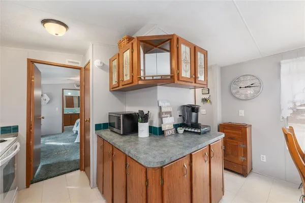 $199,000 | 161 Hall Road, Melrose, FL 32666