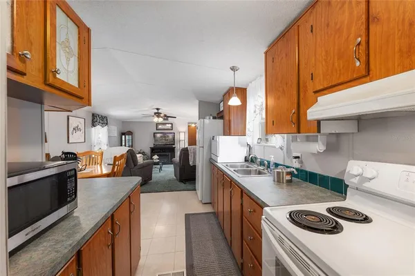 $199,000 | 161 Hall Road, Melrose, FL 32666