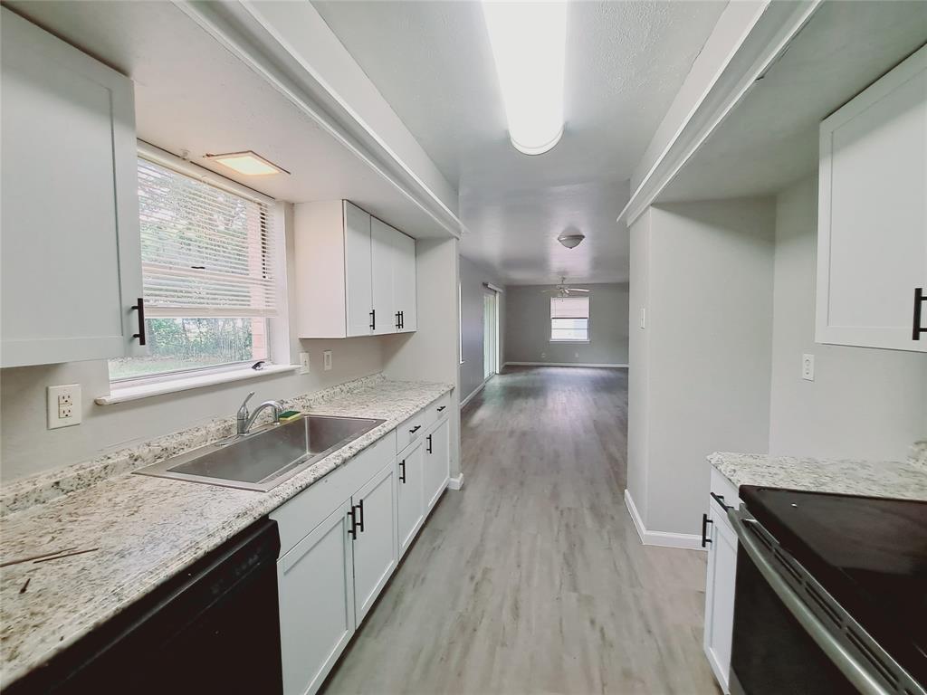 633 Rutgers Drive Lancaster, TX 75134 - Photo 9 of 23