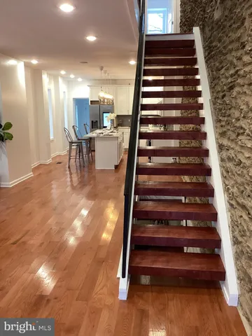 a view of entryway and hall