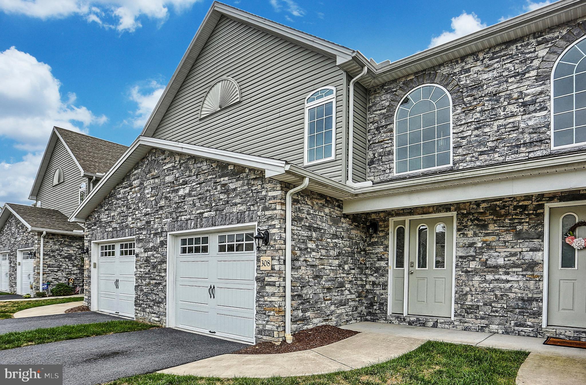 308 Briar Ridge Circle Enola, PA 17025 - Photo 1 of 31 Gallery Image 1