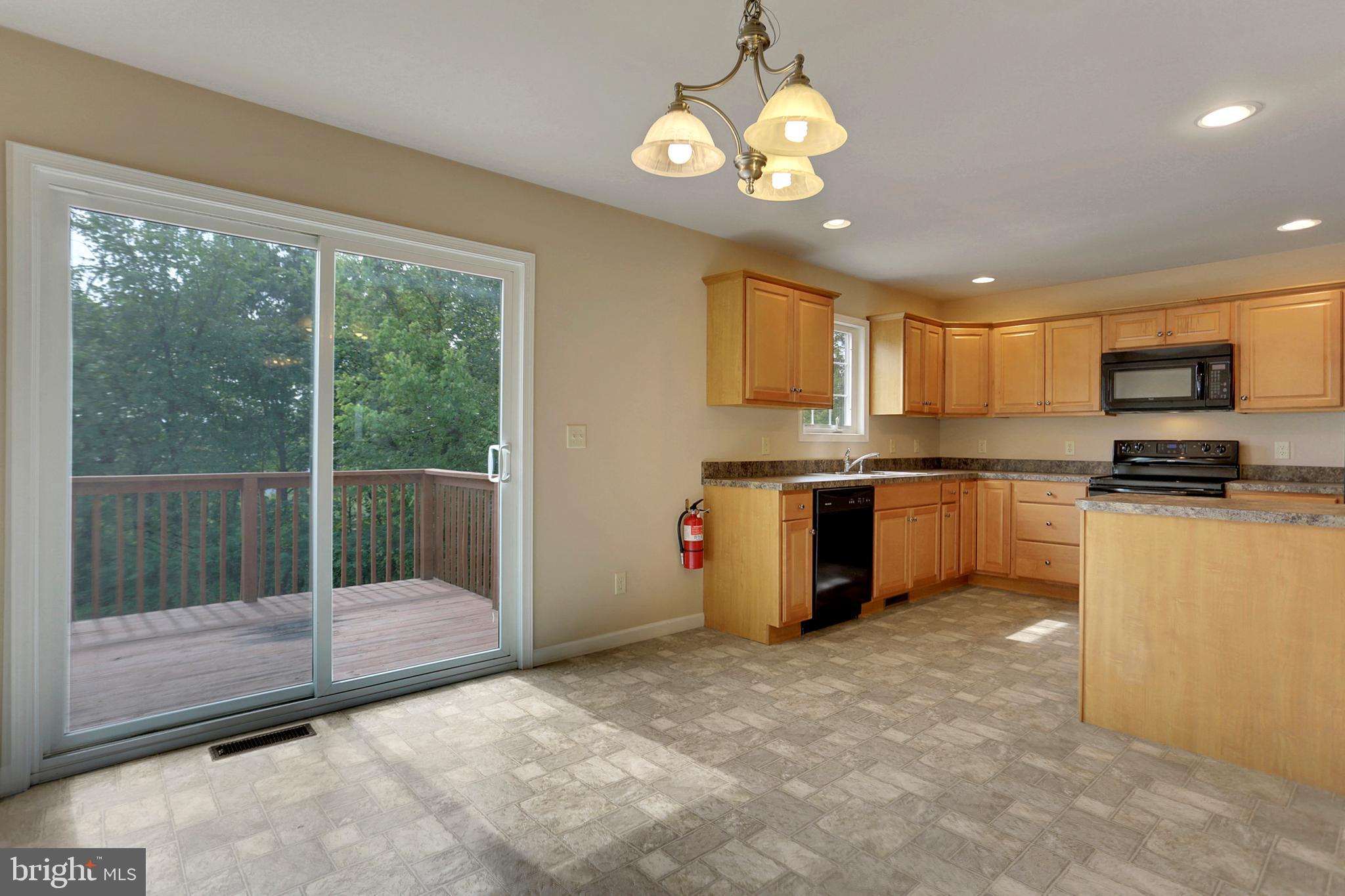 308 Briar Ridge Circle Enola, PA 17025 - Photo 10 of 31 Gallery Image 10