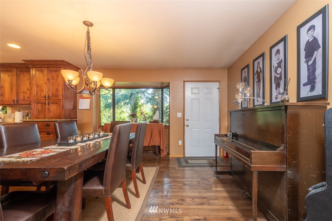 410 Collins Road Toledo, WA 98591 - Photo 8 of 25 Gallery Image 8